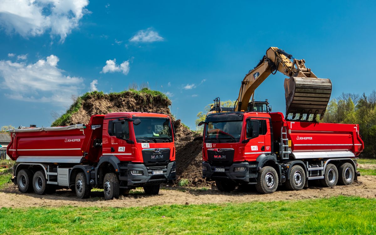 Transport ziemi wywrotkami INTERCO